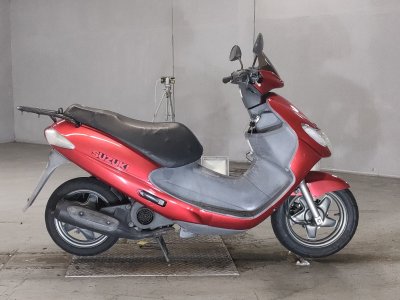 Suzuki ADDRESS V110