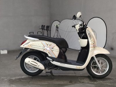 Honda SCOOPY110I 2014