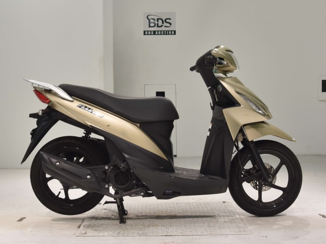 Suzuki ADDRESS V110