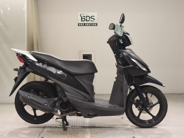 Suzuki ADDRESS V110