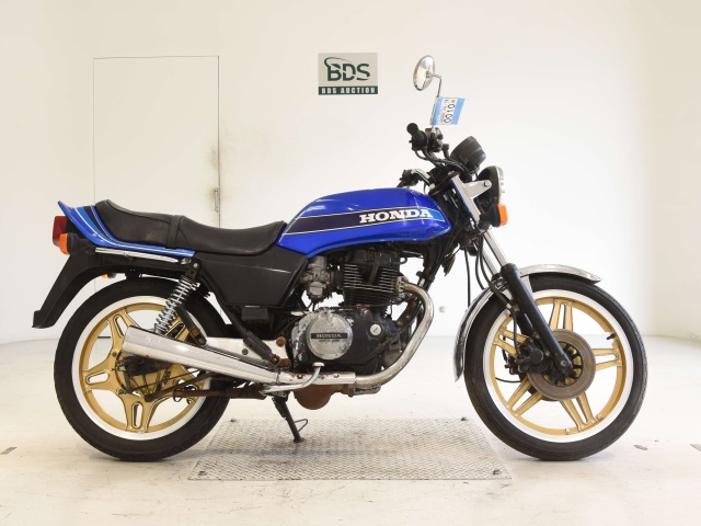 Honda CB400N 1981