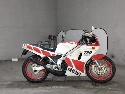 Yamaha TZR250