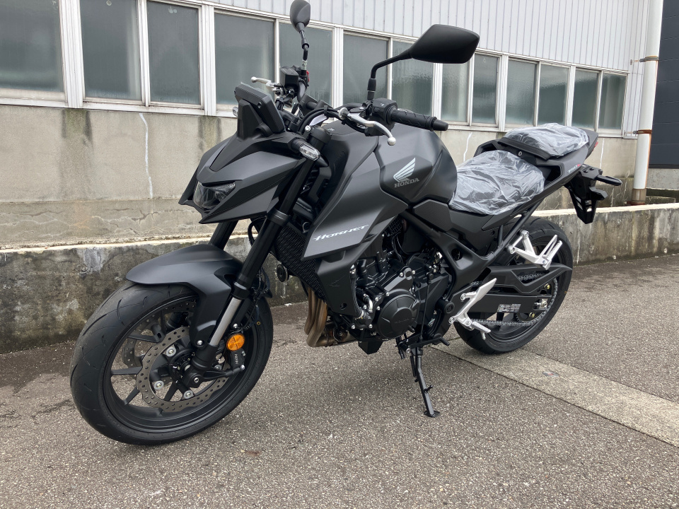 Honda CB750 HORNET 2025