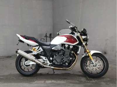 Honda CB1300SF 2025