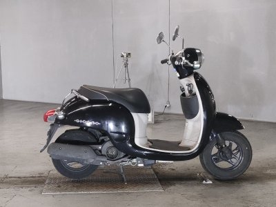 Honda GIORNO 2011