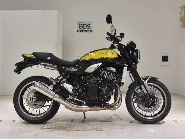 Kawasaki Z900RS 2024