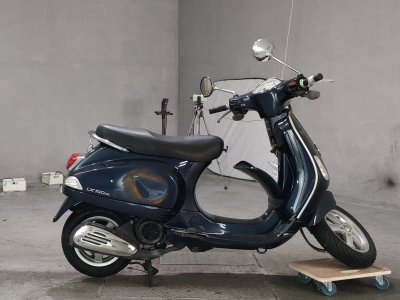 Vespa LX150IE 2011
