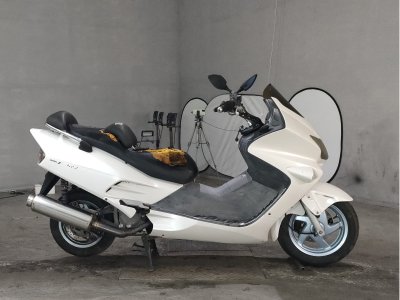 Honda FORZA 2000