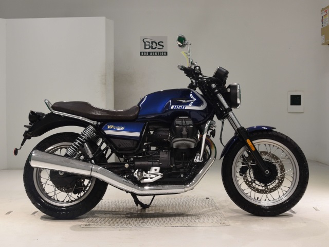Moto Guzzi V7 SPECIAL 2021