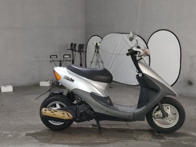Honda DIO 2000