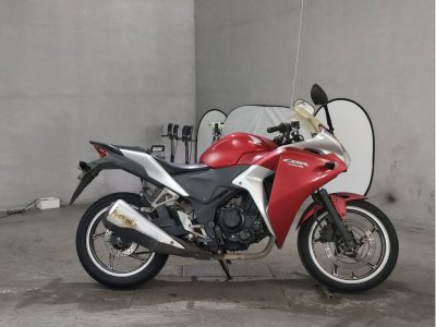Honda CBR250R 2011