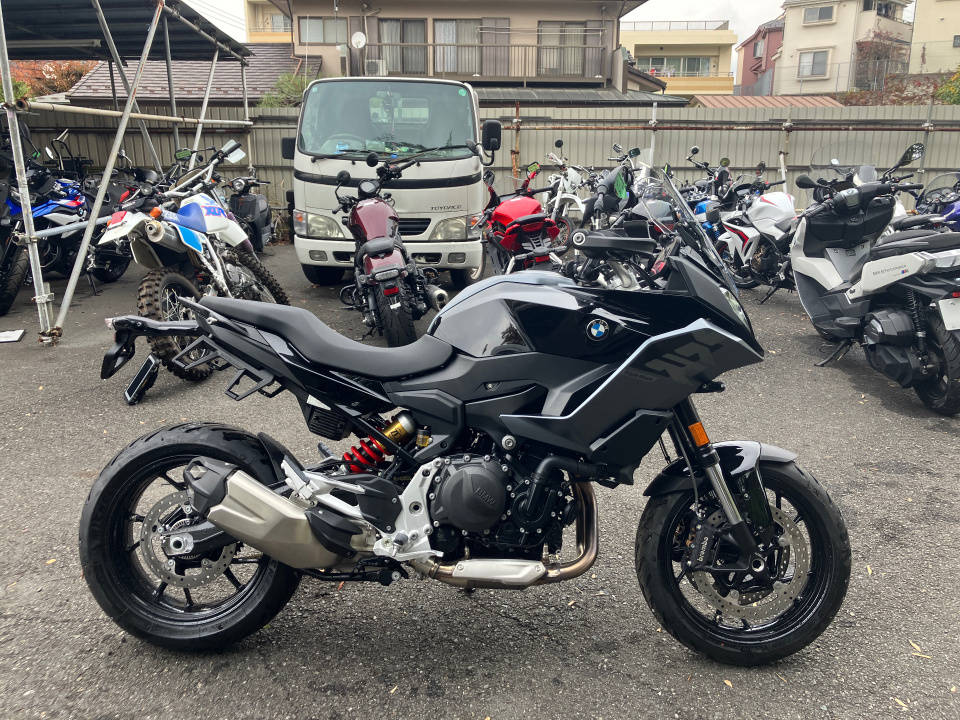 BMW F900R 2025
