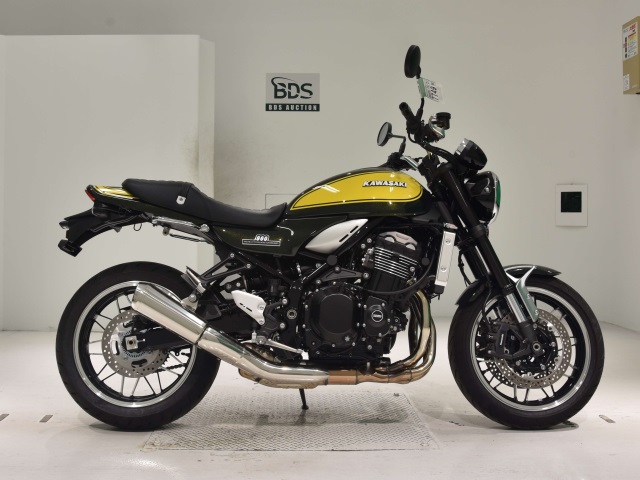 Kawasaki Z900RS 2024