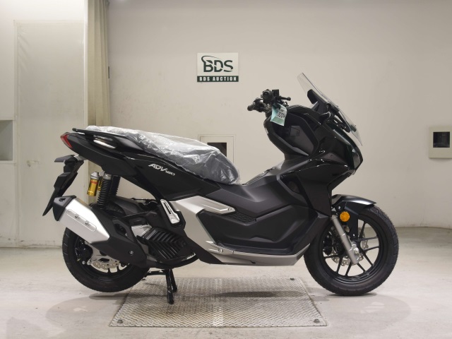 Honda ADV 160 2025