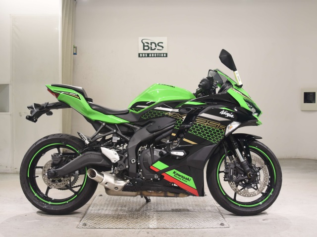 Kawasaki NINJA ZX-25R 2021