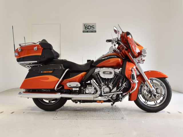 HD ELECTRA GLIDE FLHTCUSE1800 2015