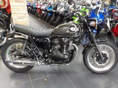 Kawasaki W800 2022