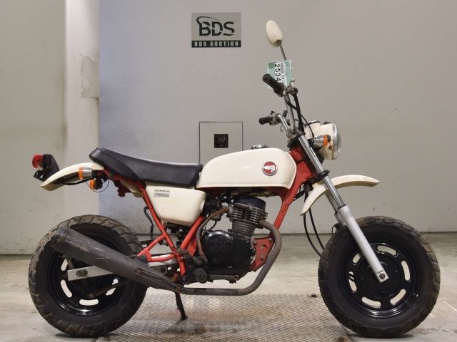 Honda APE50 2002