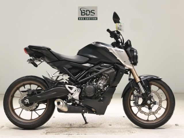 Honda CB125R 2021