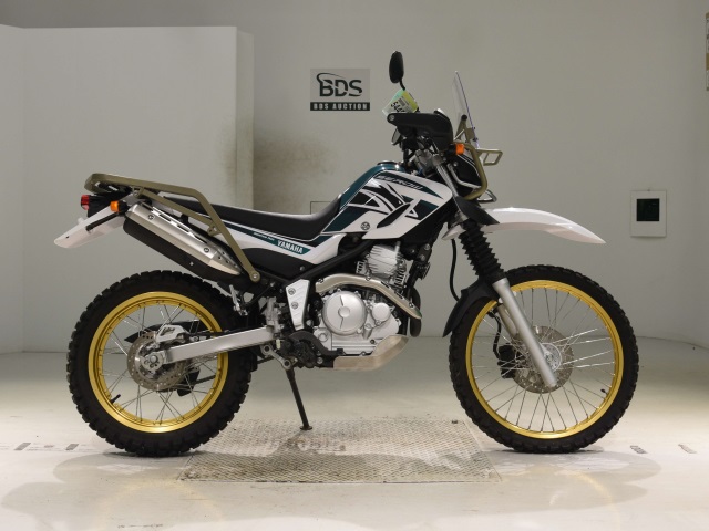 Yamaha SEROW XT250 2017