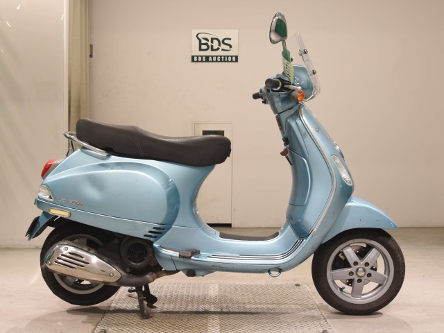 Vespa LX150IE 2011