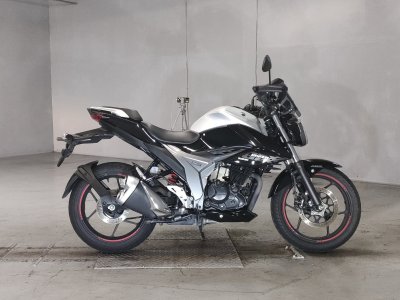 Suzuki GIXXER150