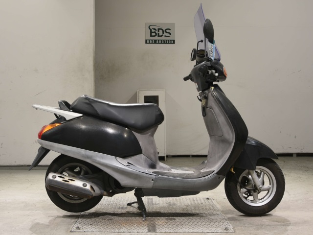 Honda LEAD50 2001