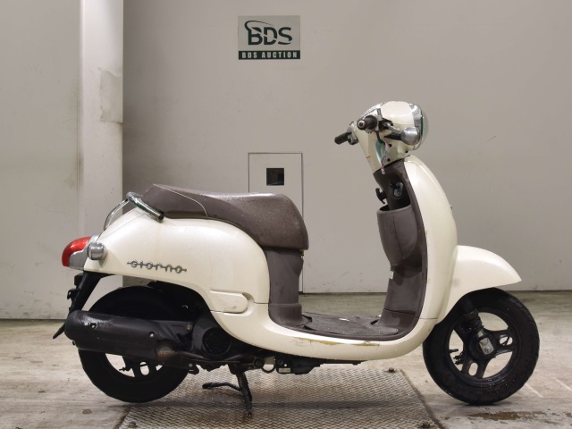 Honda GIORNO 2011