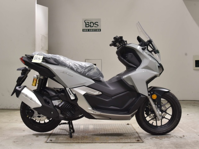 Honda ADV 160 2025