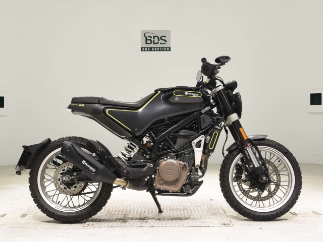 Husqvarna SVARTPILEN 401 2019