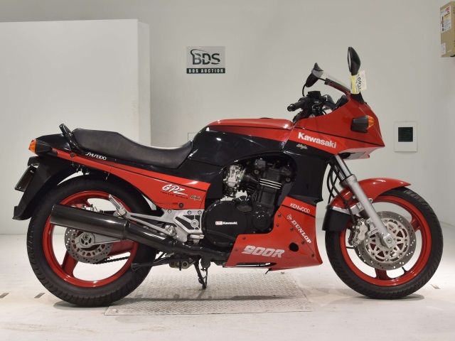 Kawasaki GPZ900R 1991