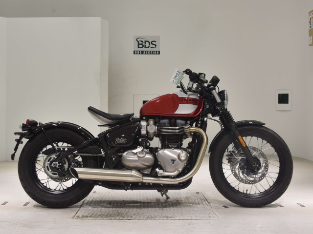 Triumph BONNEVILLE BOBBER 2020