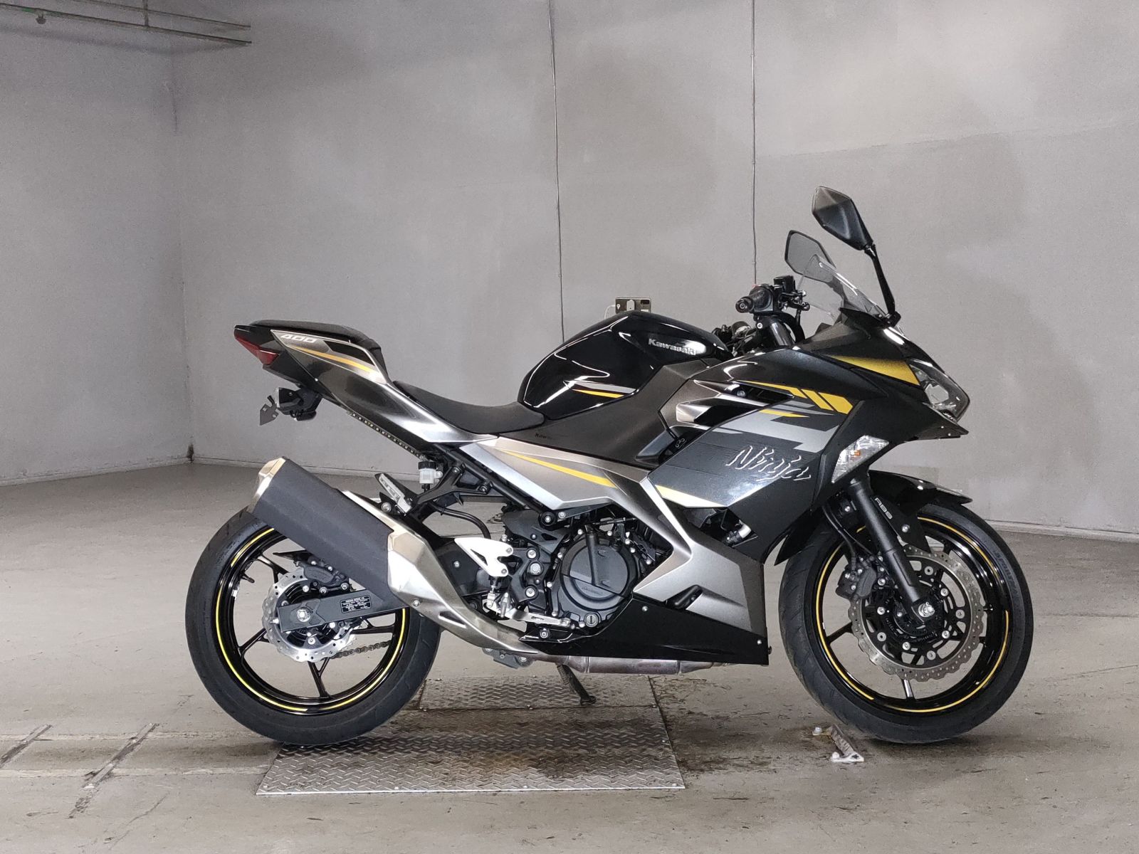 Kawasaki NINJA400 2023