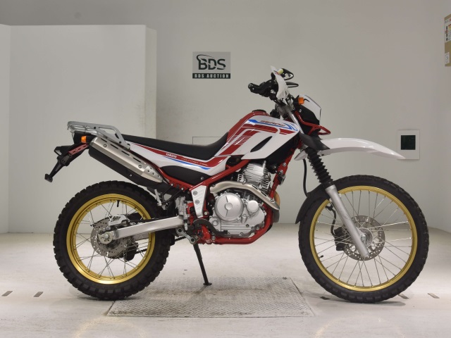 Yamaha SEROW XT250 2020
