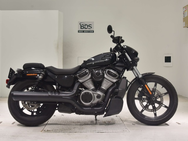 HD RH975 2022
