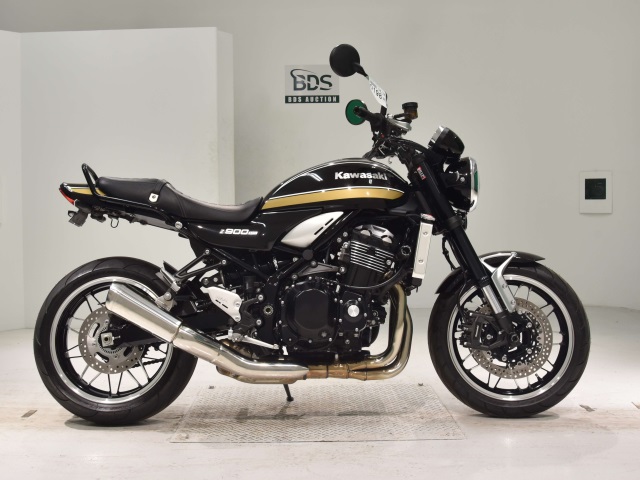 Kawasaki Z900RS 2021