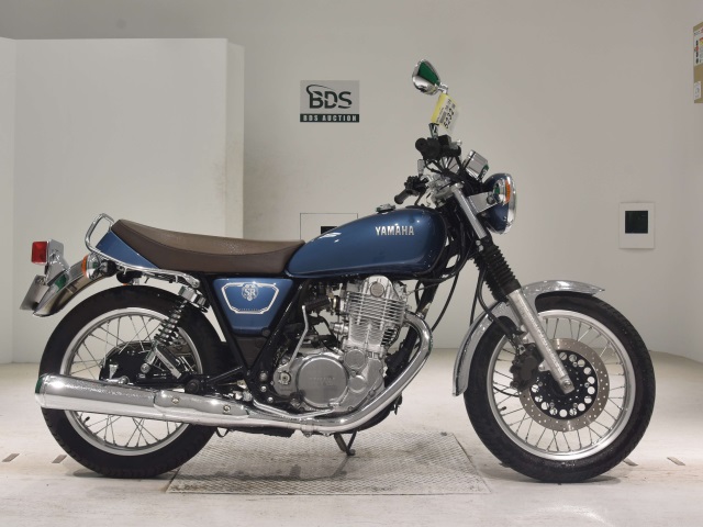 Yamaha SR400 2019