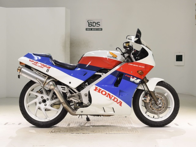 Honda VFR400R 1987