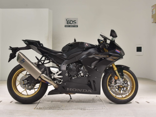 Honda CBR1000RR SP 2024