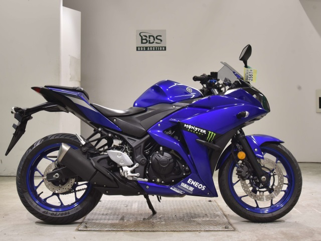 Yamaha YZF-R3 2015
