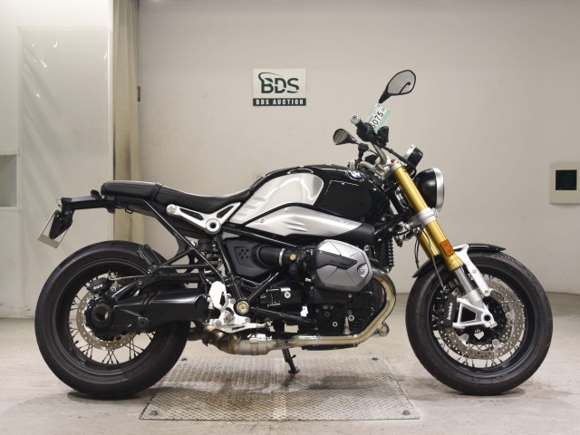 BMW R NINE T 2023