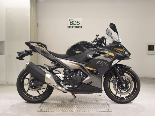Kawasaki NINJA400 2022