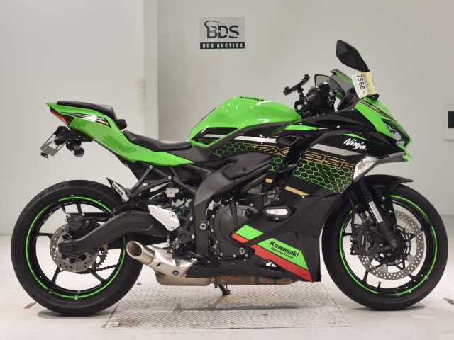 Kawasaki NINJA ZX-25R 2021