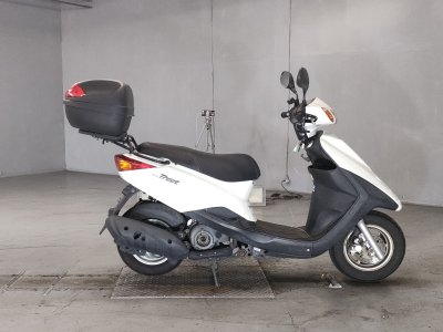 Yamaha AXIS TREAT