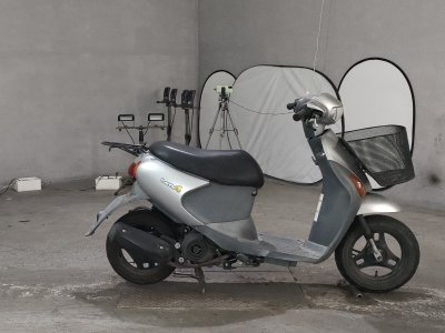 Suzuki LETS4