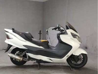 Suzuki SKYWAVE 400S 2010