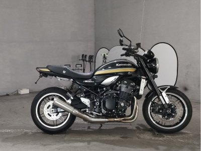 Kawasaki Z900RS 2022