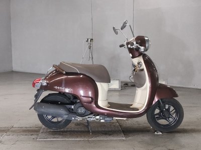 Honda GIORNO 2011