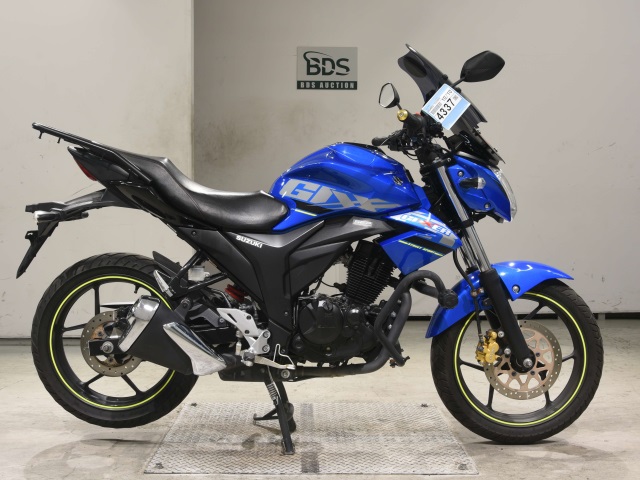 Suzuki GIXXER150