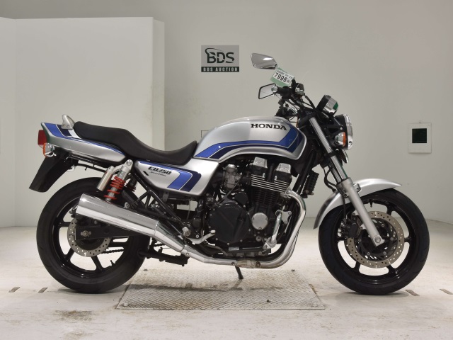 Honda CB750SF 2007